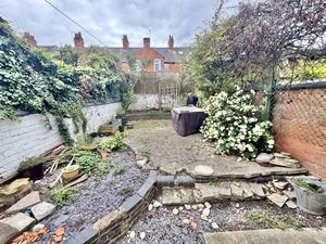 Photo 1- click for photo gallery